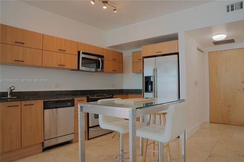 apt-3307-350 S Miami Ave, Miami, FL, 33130-1934 | Card Image