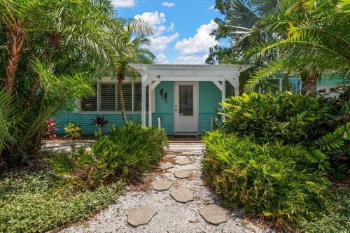 301 Cevera Dr, DUNEDIN, FL, 34698-3311 | Card Image