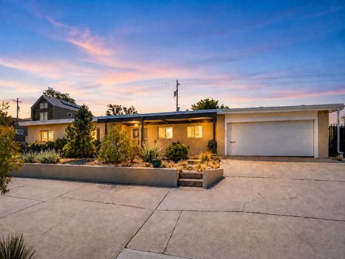 3032 San Joaquin Ave Se, Albuquerque, NM, 87106-2343 | Card Image