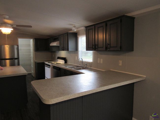 637 Grovania Rd, House other with 4 bedrooms, 2 bathrooms and null parking in Hawkinsville GA | Image 28