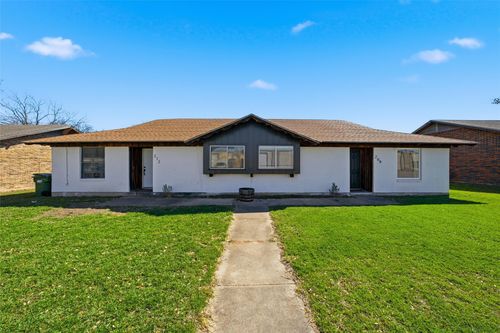 208-212-212 Queen Dr, Hewitt, TX, 76643-3461 | Card Image