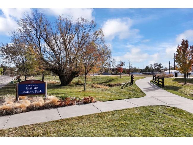 8408 W 52 Nd Ave, Townhouse with 2 bedrooms, 3 bathrooms and null parking in Arvada CO | Image 27