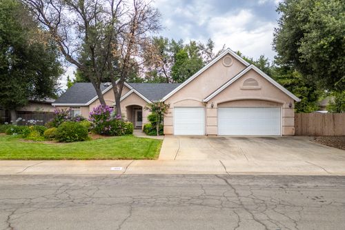 3048 Montana Sky Dr, Redding, CA, 96002-5154 | Card Image