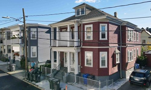 29 Cottage St, Chelsea, MA, 02150-3211 | Card Image