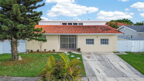 9000 Sw 202nd Ter, Cutler Bay, FL, 33189-1861 | Card Image