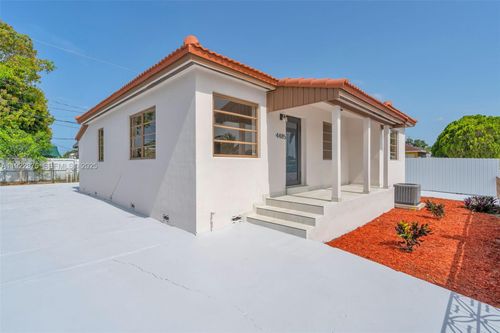 4485 E 8th Ave, HIALEAH, FL, 33013-2451 | Card Image