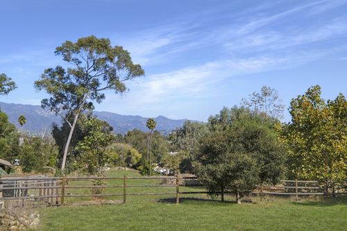 880 Veronica Springs Rd, SANTA BARBARA, CA, 93105-4528 | Card Image