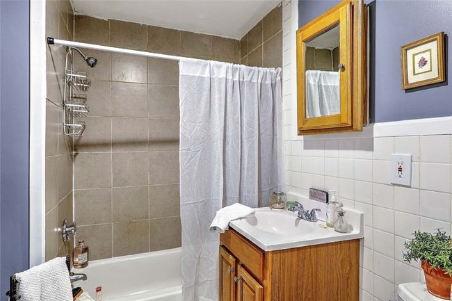 APT-1 - 10 Westcott St, Condo with 3 bedrooms, 1 bathrooms and 1 parking in Boston MA | Image 26