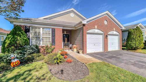 569 Chatham Way, GALLOWAY, NJ, 08205-6607 | Card Image