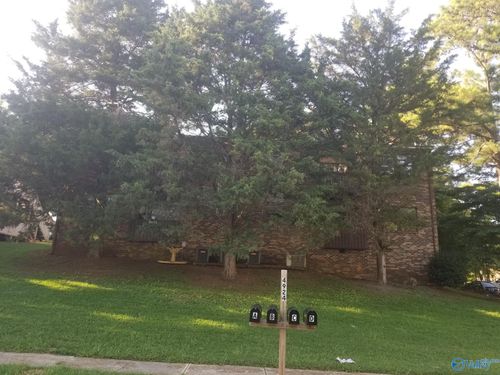 b-4924 Cotton Row Nw, Huntsville, AL, 35816-1309 | Card Image