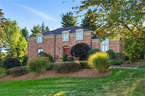 124 Bremen Ln, Canonsburg, PA, 15317-3169 | Card Image