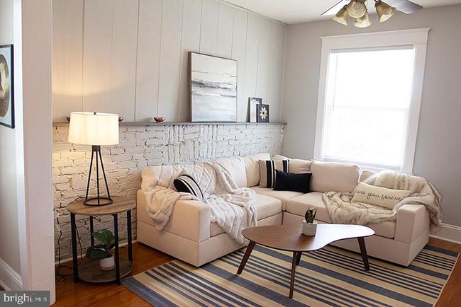 736 Seitz St, Home with 3 bedrooms, 2 bathrooms and null parking in EASTON PA | Image 5