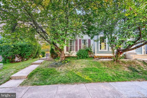 18425 Honeylocust Cir, GAITHERSBURG, MD, 20879-5272 | Card Image