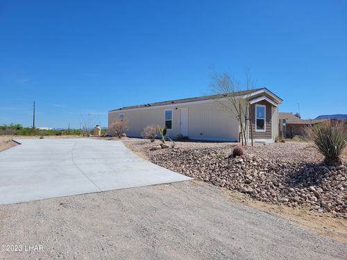 10706 S Black Mesa Dr, Yucca, AZ, 86438 | Card Image