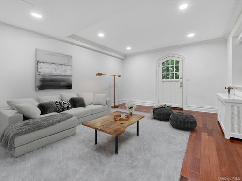 apt-i-1 Rivermere, Bronxville, NY, 10708-2642 | Card Image
