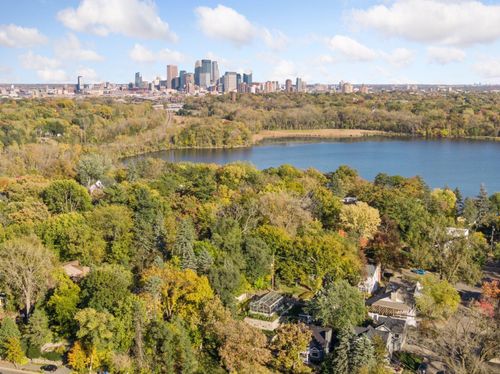 1941 Ewing Ave S, Minneapolis, MN, 55416-3625 | Card Image