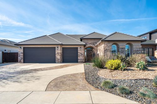 3824 Thomason Trl, Redding, CA, 96002-9684 | Card Image