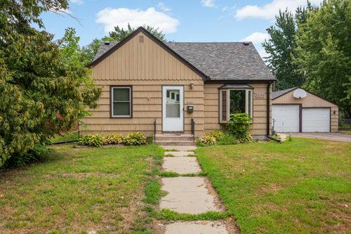 5330 Georgia Ave N, Crystal, MN, 55428-3945 | Card Image