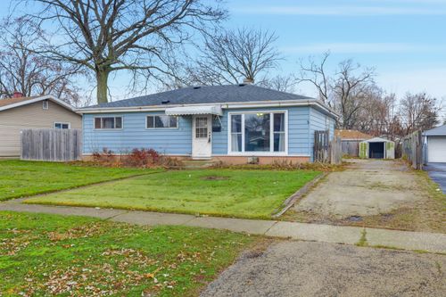 706 W James St, Villa Park, IL, 60181-1405 | Card Image