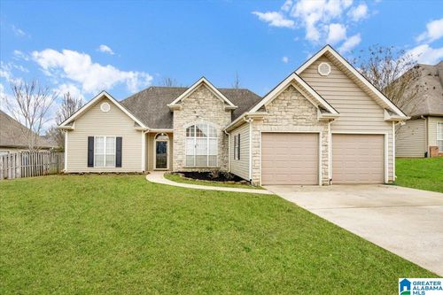 199 Camden Cove Pkwy, Calera, AL, 35040-5499 | Card Image