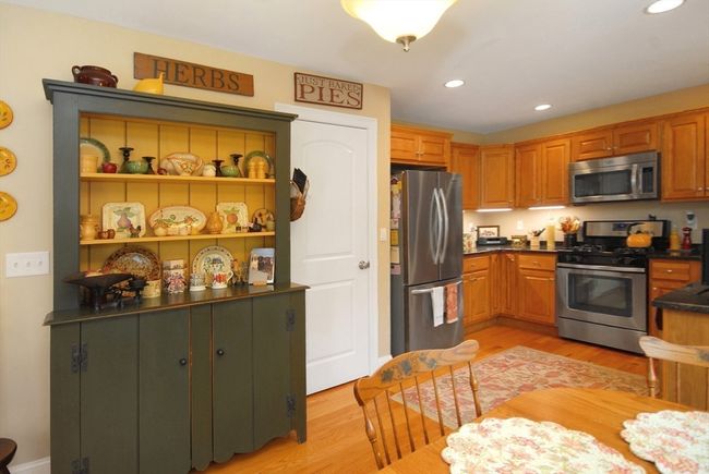 16 - 16 John Francis Ln, Condo with 2 bedrooms, 3 bathrooms and 2 parking in Acton MA | Image 7