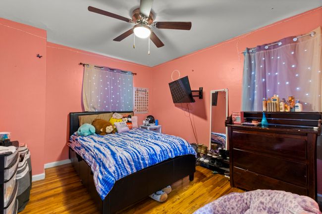 Bedroom 1 - Lower | Image 6