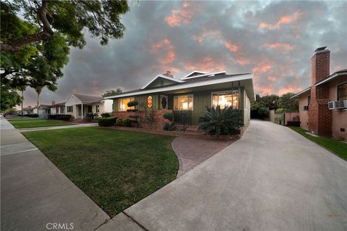 6107 Faculty Ave, Lakewood, CA, 90712-1227 | Card Image