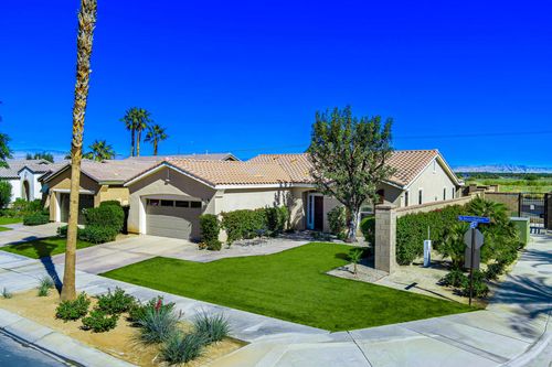 60328 Desert Shadows Dr, La Quinta, CA, 92253-7725 | Card Image
