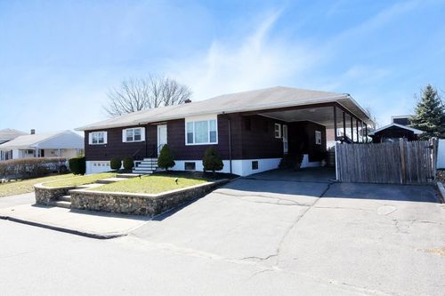 7 Erhardt Ter, Methuen, MA, 01844-5913 | Card Image