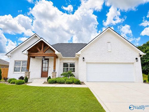 142 Owensby Way, Trinity, AL, 35673-6227 | Card Image