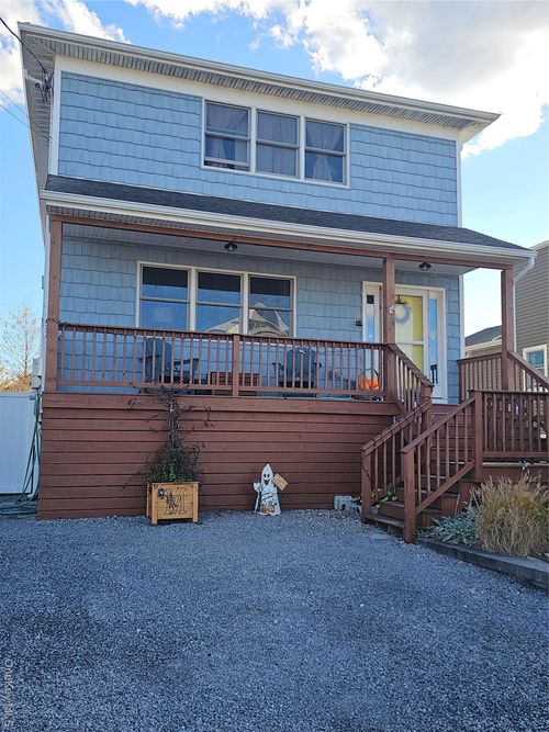 26 Mitchell Ave, Babylon, NY, 11702-4109 | Card Image