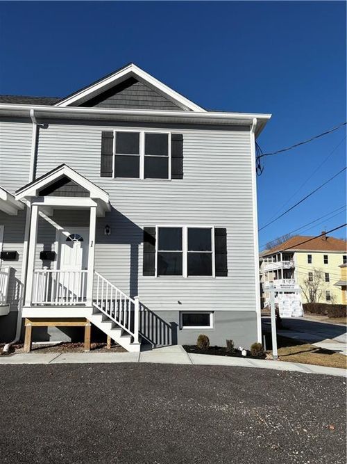 e1-184 Avenue C, Woonsocket, RI, 02895-6209 | Card Image