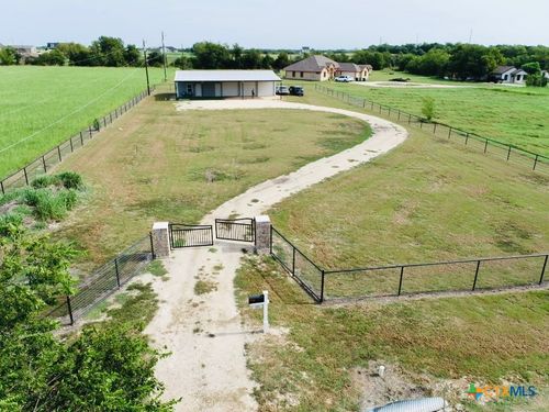 510 Towery Rd, Holland, TX, 76534-4416 | Card Image