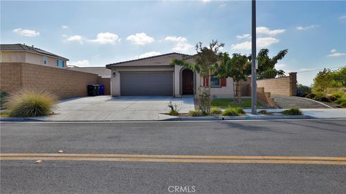 6340 Glenwood Springs Dr, Jurupa Valley, CA, 92509 | Card Image