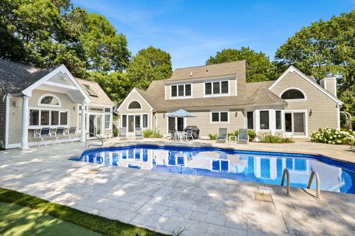13 Driftwood Cir, Mashpee, MA, 02649-4027 | Card Image