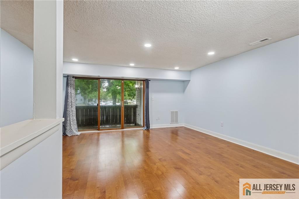 Residential in Plainsboro 4