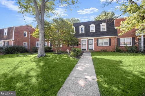 28-2621 Colebrooke Dr, TEMPLE HILLS, MD, 20748-1304 | Card Image