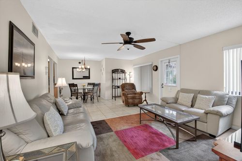 c-1-409 Pine Glen Ln, Greenacres, FL, 33463-8507 | Card Image