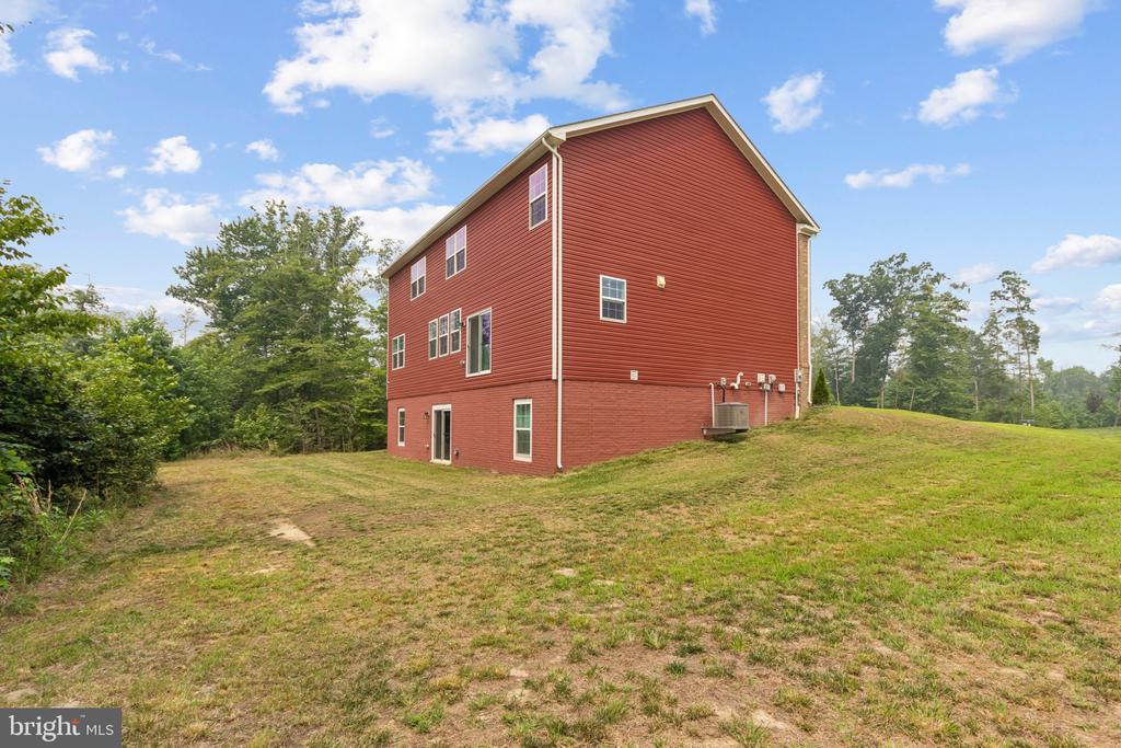 Residential in FREDERICKSBURG 5