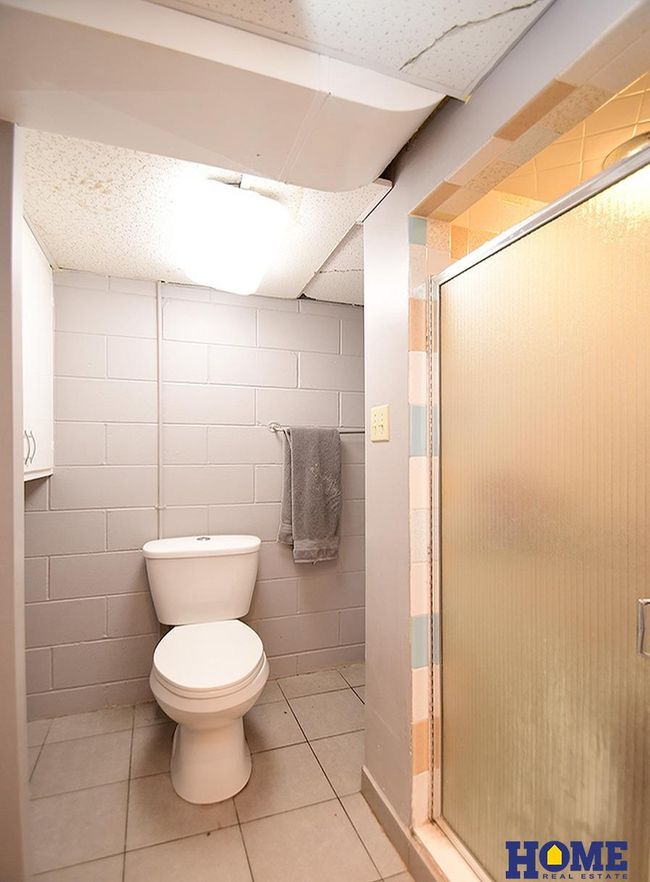 2320 S 58 Th St, House other with 4 bedrooms, 2 bathrooms and 1 parking in Lincoln NE | Image 17