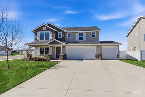 110 Homesteaders St, Middleton, ID, 83644-4910 | Card Image