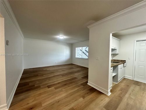 206-1400 Ne 56th St, Fort Lauderdale, FL, 33334-6102 | Card Image