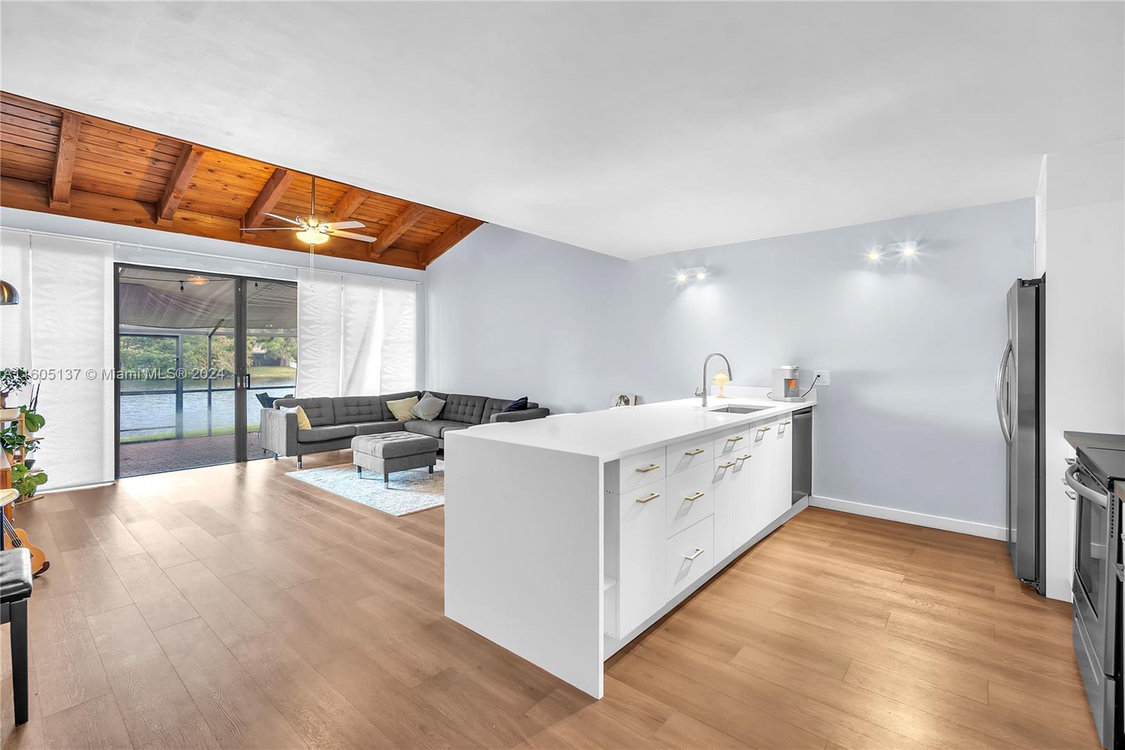 122nd Ter, Pembroke Pines, FL 33026