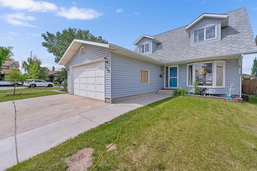 256 Scenic Way Nw, Calgary, AB, T2L1B8 | Card Image