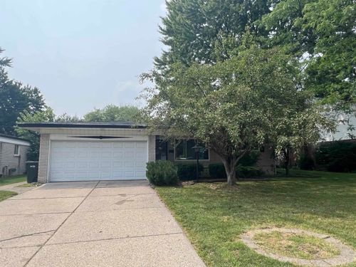 33859 Sebastian Lane Dr, Sterling Heights, MI, 48312-6037 | Card Image