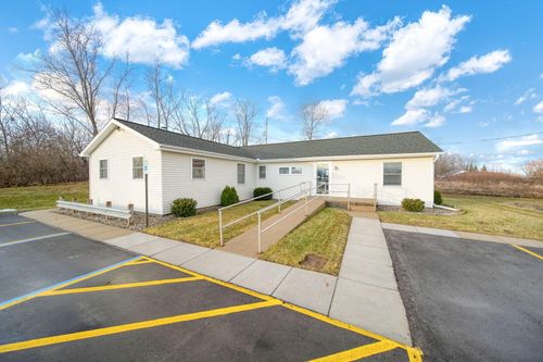 3165 County Farm Rd, Jackson, MI, 49201-4101 | Card Image