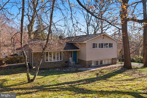 2338 Fairway Rd, HUNTINGDON VALLEY, PA, 19006-5620 | Card Image