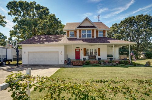 836 Tracy Ln, Mount Vernon, MO, 65712-9695 | Card Image