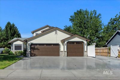 2031 S Elkhound Ave, House other with 4 bedrooms, 3 bathrooms and 3 parking in Meridian ID | Image 1