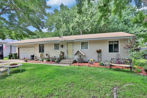 10178 Uplander St Nw, Coon Rapids, MN, 55433-4655 | Card Image
